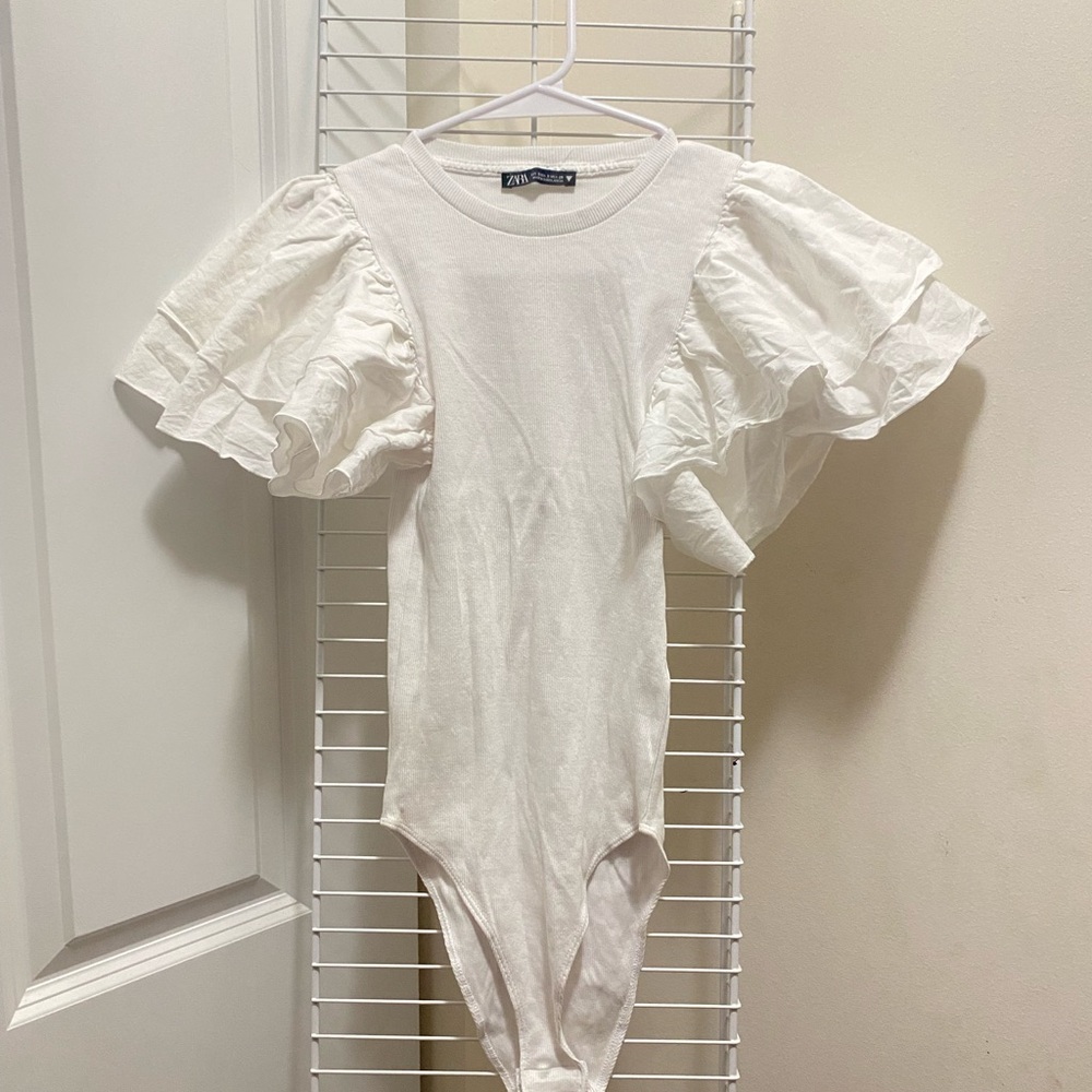 Zara White Puff Sleeve Bodysuit